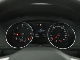 VW Passat Variant 2.0 TDI BMT | Thumbnail 16 von 30