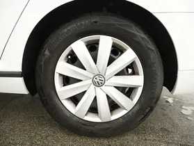 VW Passat Variant 2.0 TDI BMT | Thumbnail 17 von 30
