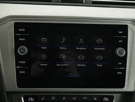 VW Passat Variant 2.0 TDI BMT | Thumbnail 21 von 30