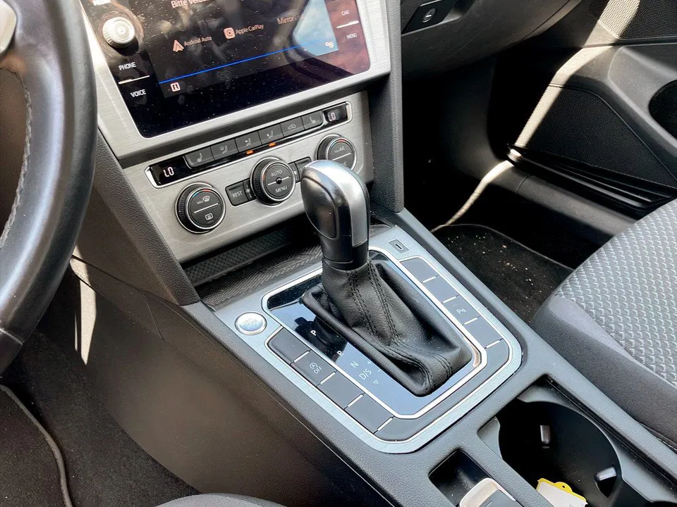 VW Passat Variant 2.0 TDI BMT | Bild 16 von 21