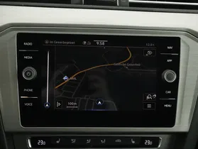 VW Passat Variant 2.0 TDI BMT | Thumbnail 22 von 30