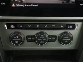VW Passat Variant 2.0 TDI BMT | Thumbnail 23 von 30