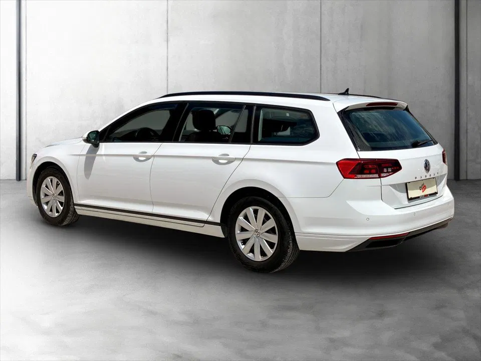 VW Passat Variant 2.0 TDI BMT | Bild 4 von 21