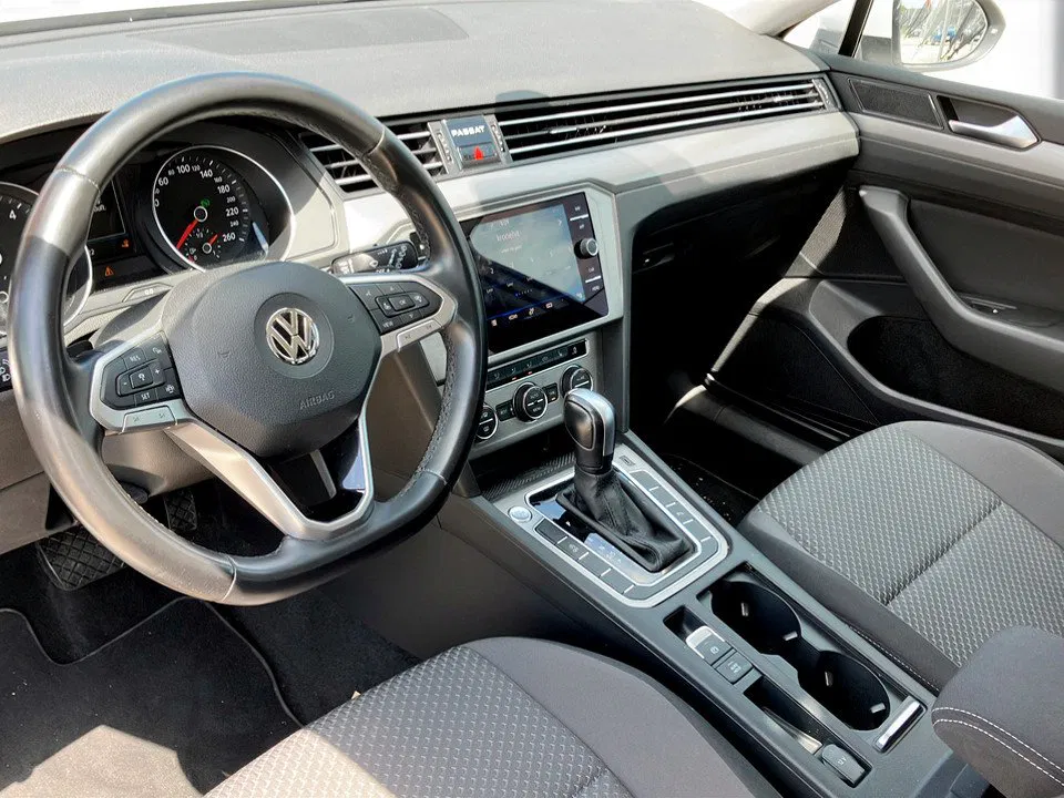 VW Passat Variant 2.0 TDI BMT | Bild 7 von 21