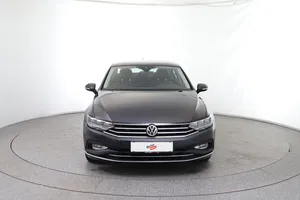 VW Passat 2.0 TDI 4Motion BMT Elegance | Thumbnail 2 von 26