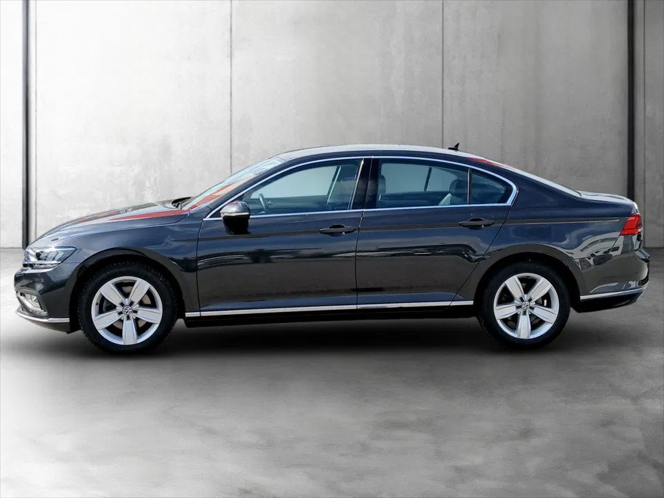 VW Passat 2.0 TDI 4M DSG | Bild 4 von 22