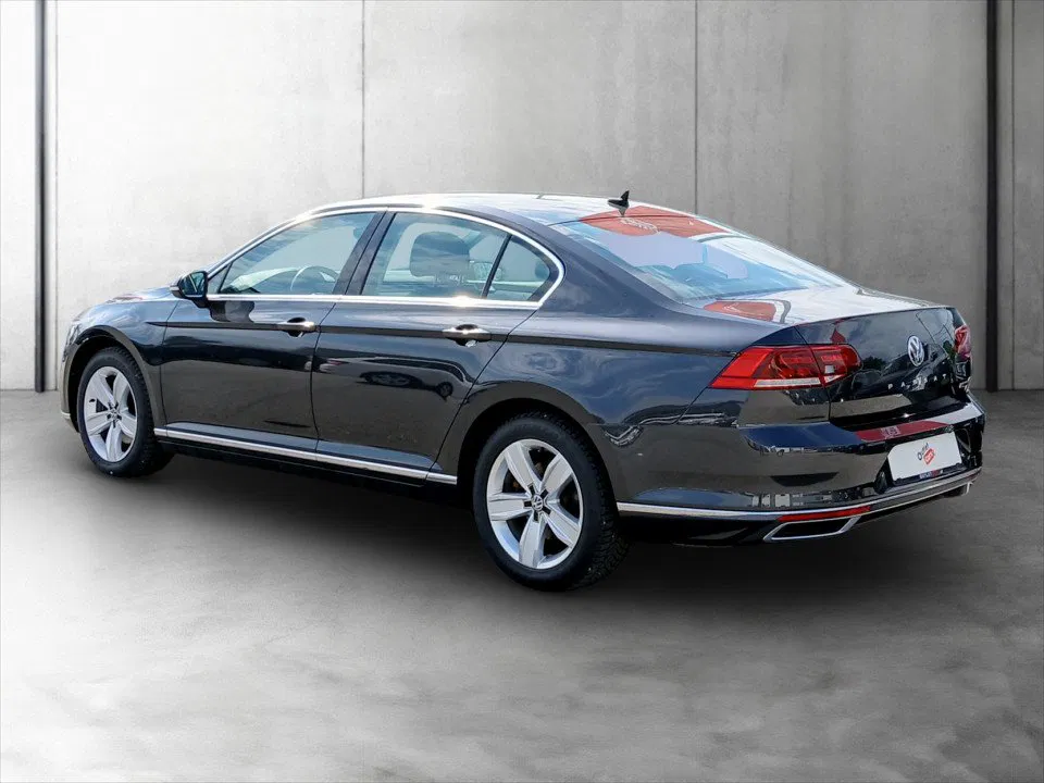 VW Passat 2.0 TDI 4M DSG | Bild 5 von 22