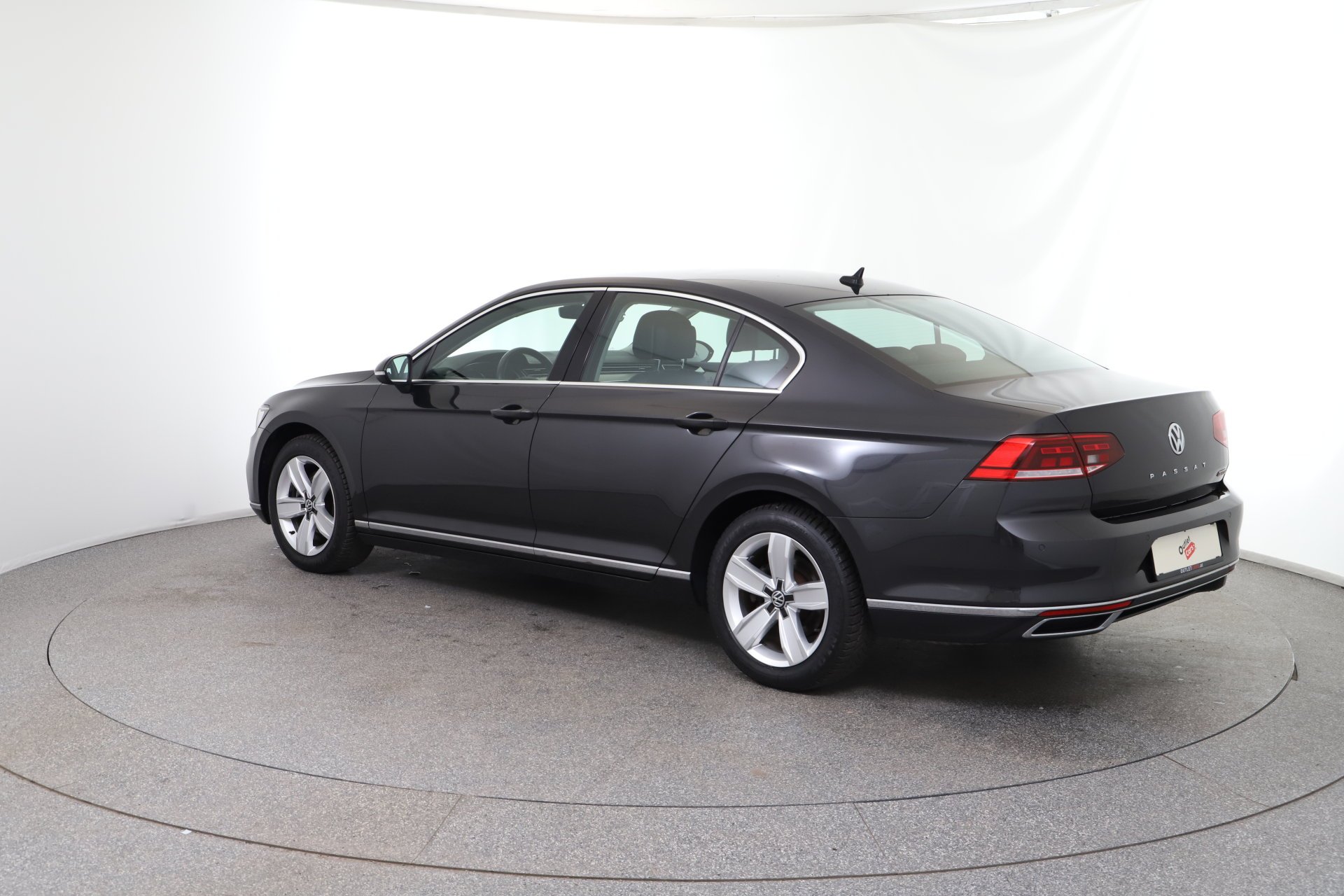 VW Passat 2.0 TDI 4Motion BMT Elegance | Bild 7 von 26