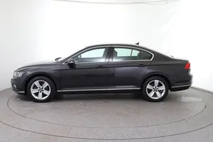 VW Passat 2.0 TDI 4Motion BMT Elegance | Thumbnail 8 von 26