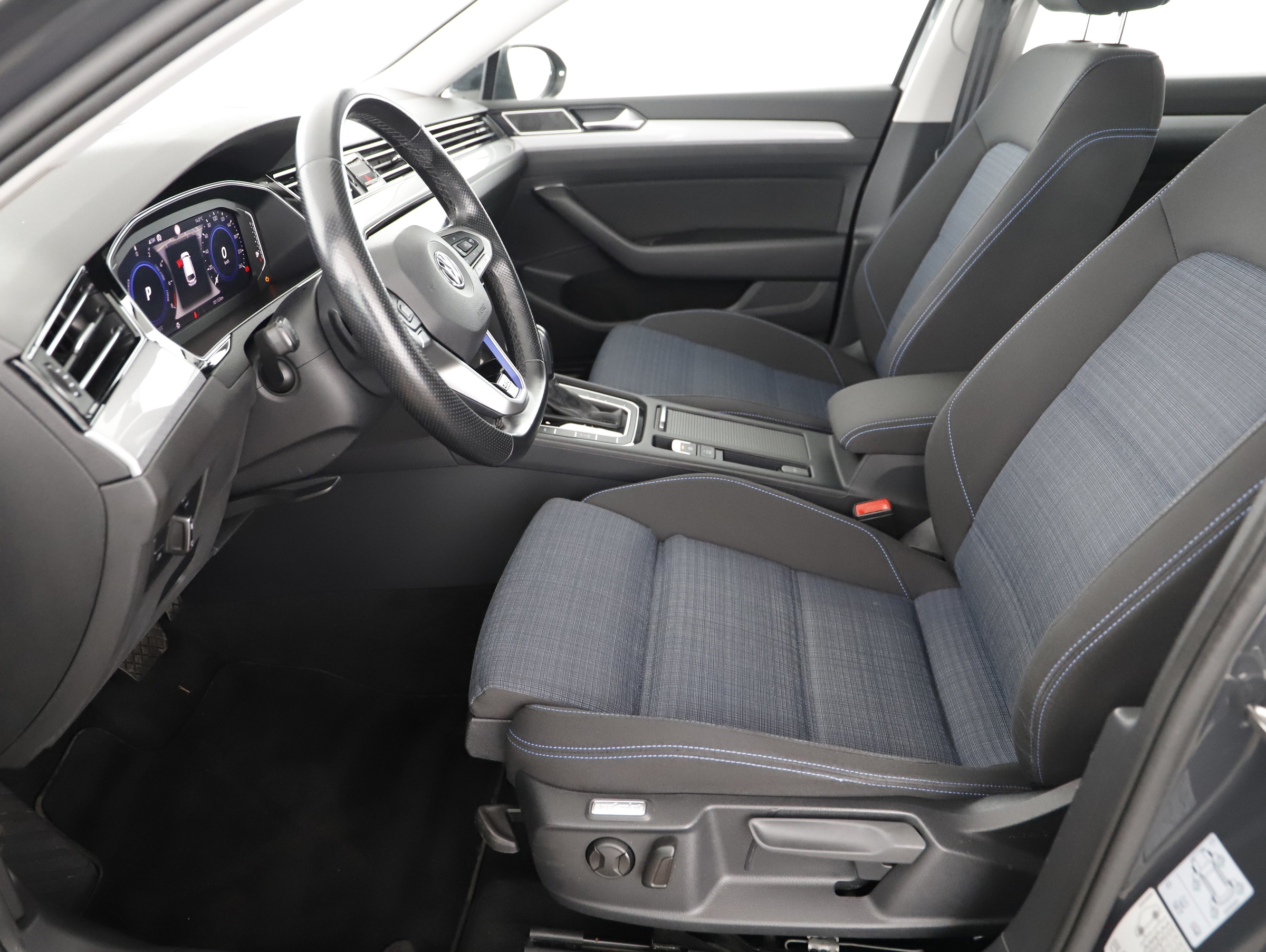 VW Passat Variant 1.4 TSI  GTE | Bild 14 von 29