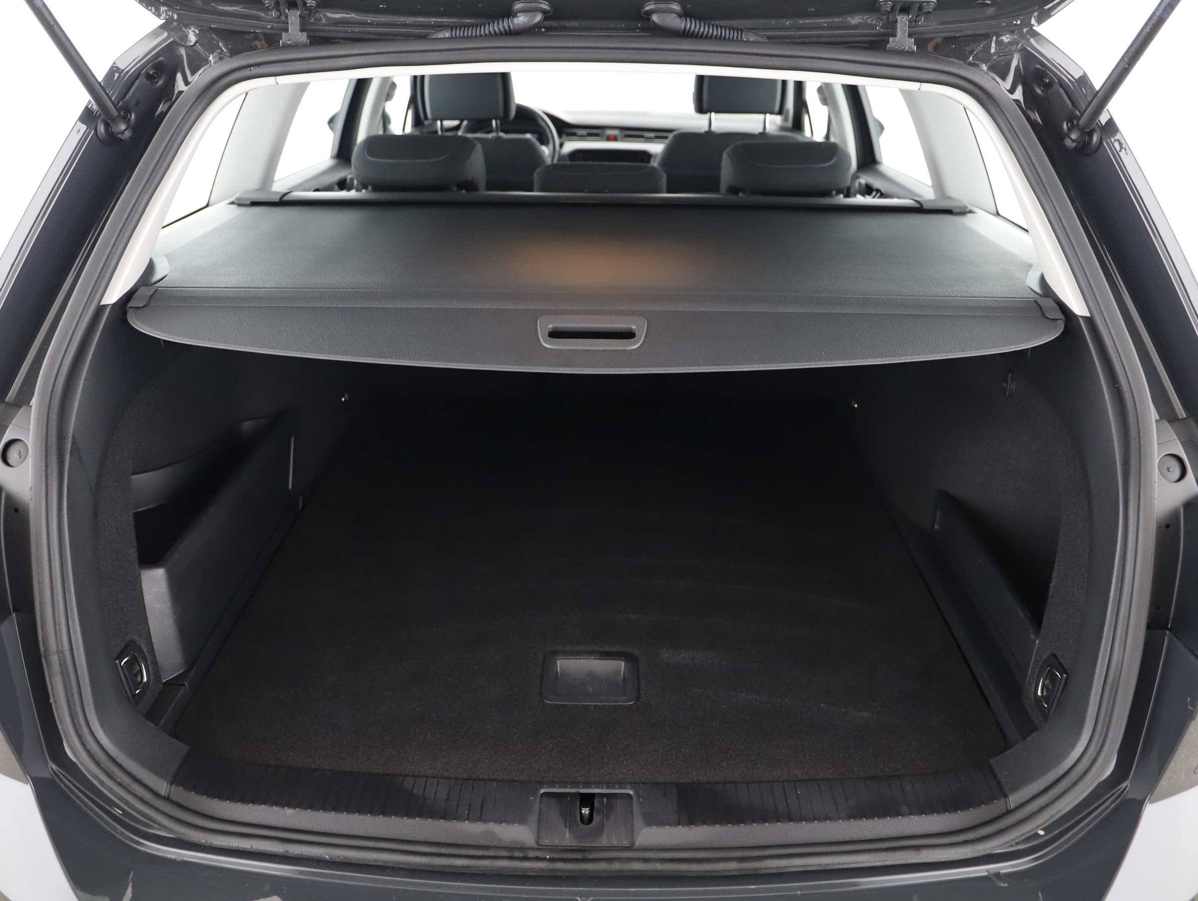 VW Passat Variant 1.4 TSI  GTE | Bild 26 von 29