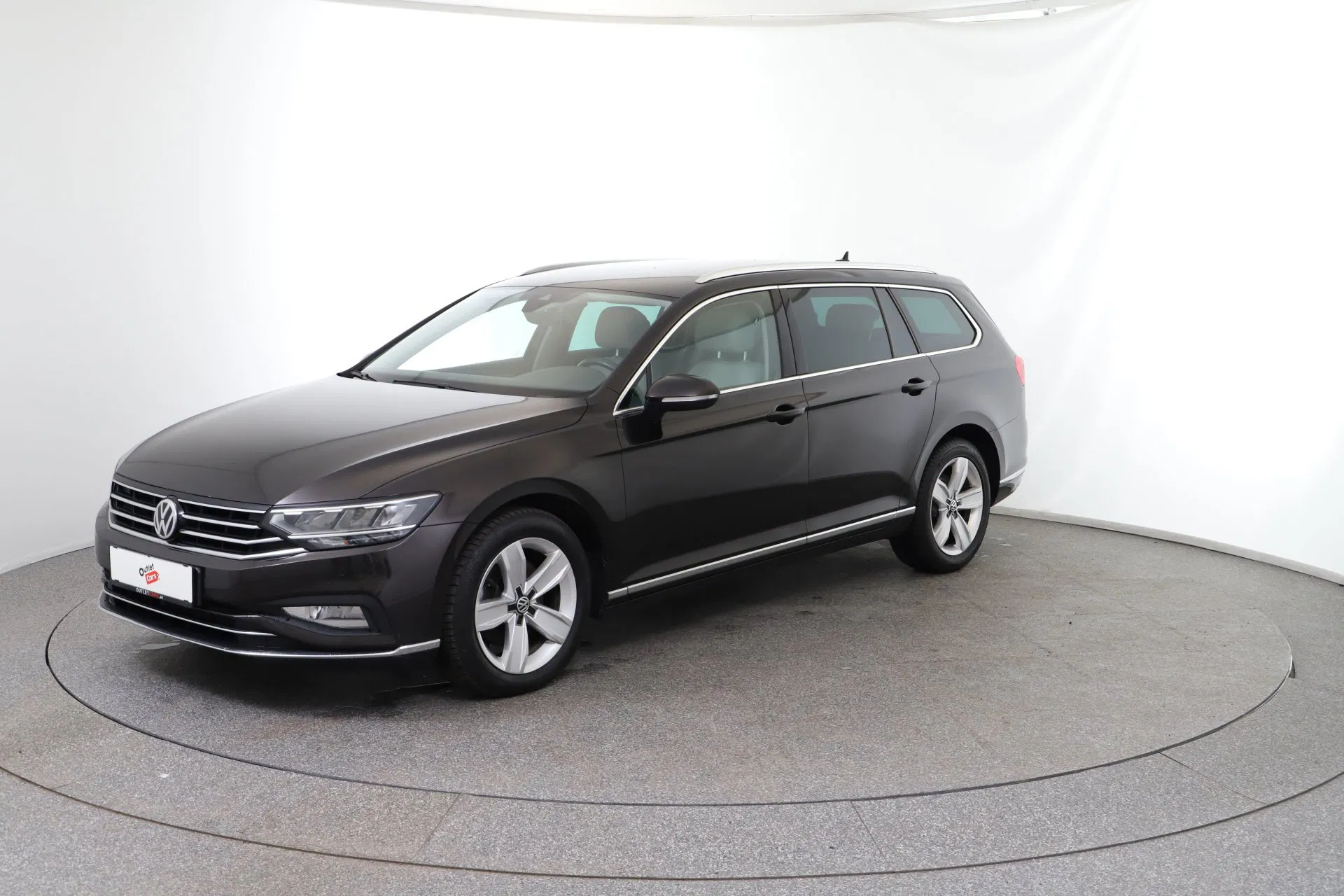 VW Passat Variant 2.0 TDI BMT Elegance | Bild 2 von 31
