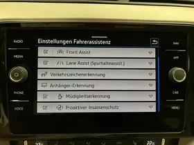 VW Passat Variant 2.0 TDI BMT Elegance | Thumbnail 23 von 31