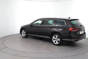 VW Passat Variant 2.0 TDI BMT Elegance | Thumbnail 4 von 31