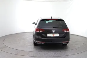 VW Passat Variant 2.0 TDI BMT Elegance | Thumbnail 5 von 31