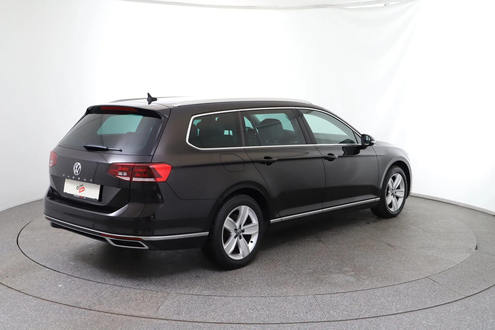 VW Passat Variant 2.0 TDI BMT Elegance | Bild 6 von 31
