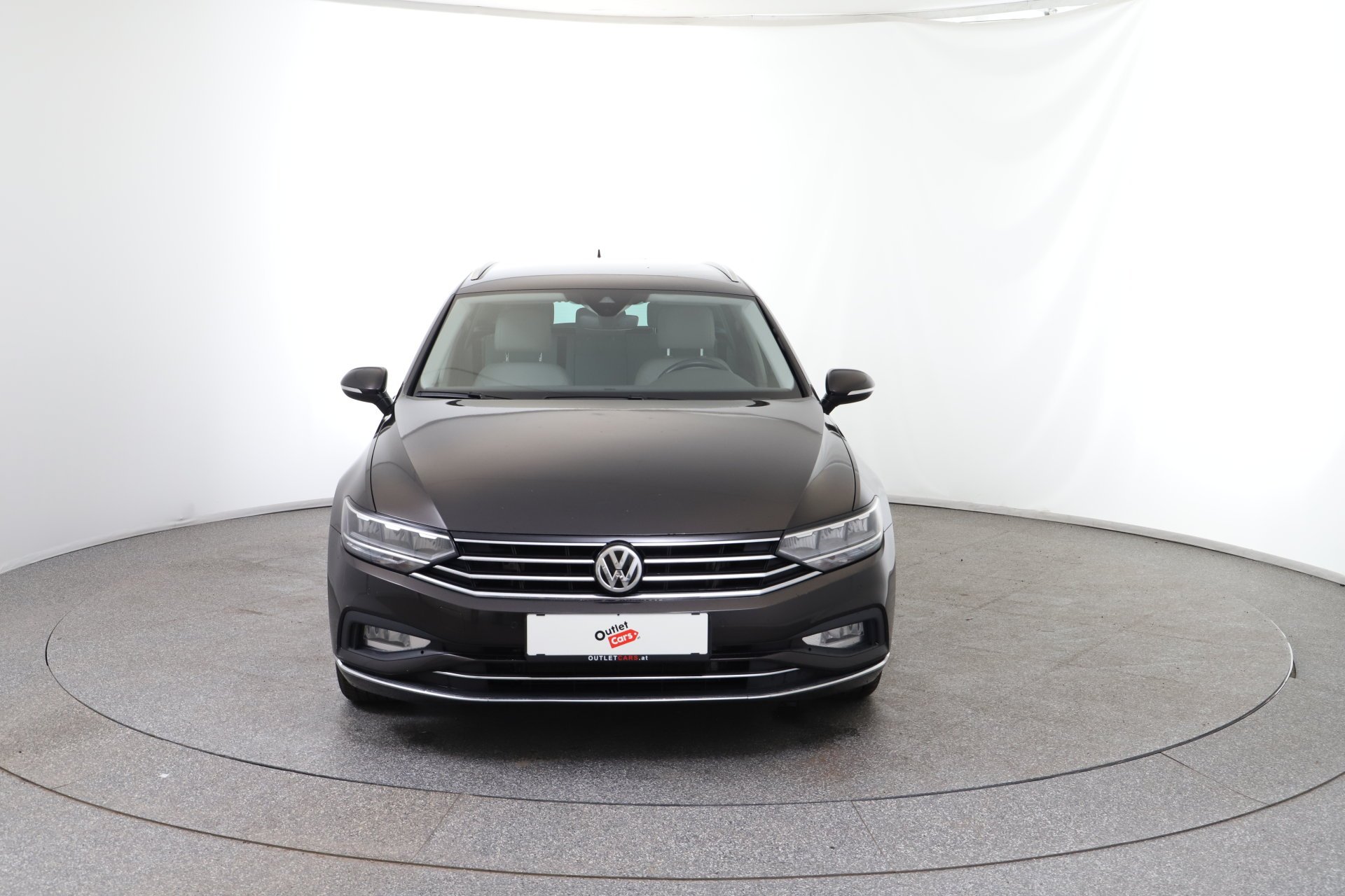 VW Passat Variant 2.0 TDI BMT Elegance | Bild 9 von 31