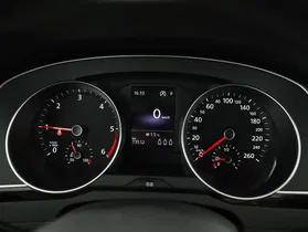 VW Passat Variant 2.0 TDI 4Motion BMT Alltrack | Thumbnail 16 von 28