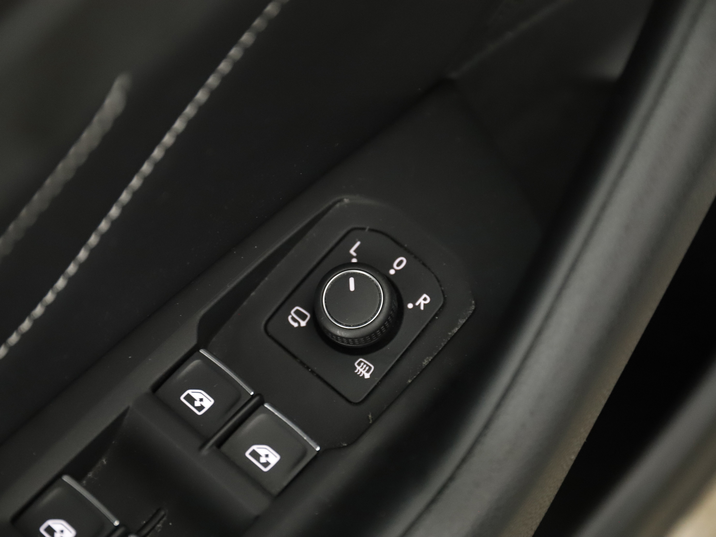 VW Passat Variant 2.0 TDI 4Motion BMT  Alltrack | Bild 22 von 28