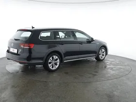 VW Passat Variant 2.0 TDI 4Motion BMT Alltrack | Thumbnail 6 von 28