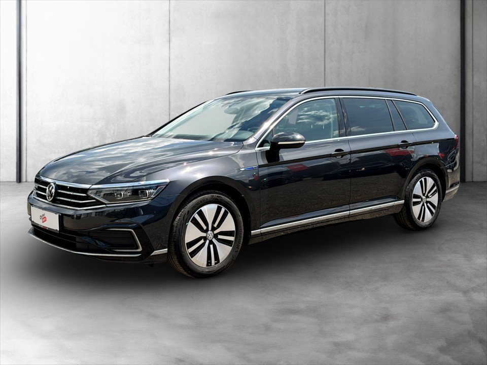 VW Passat Var 1.4 TSI | Bild 2 von 24