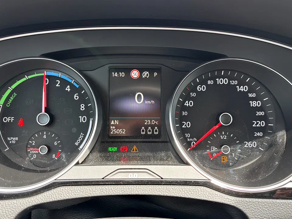 VW Passat Var 1.4 TSI | Bild 15 von 24