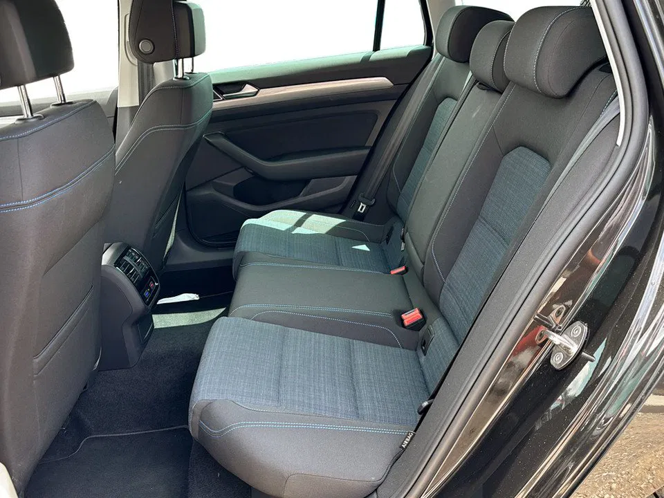 VW Passat Var 1.4 TSI | Bild 20 von 24