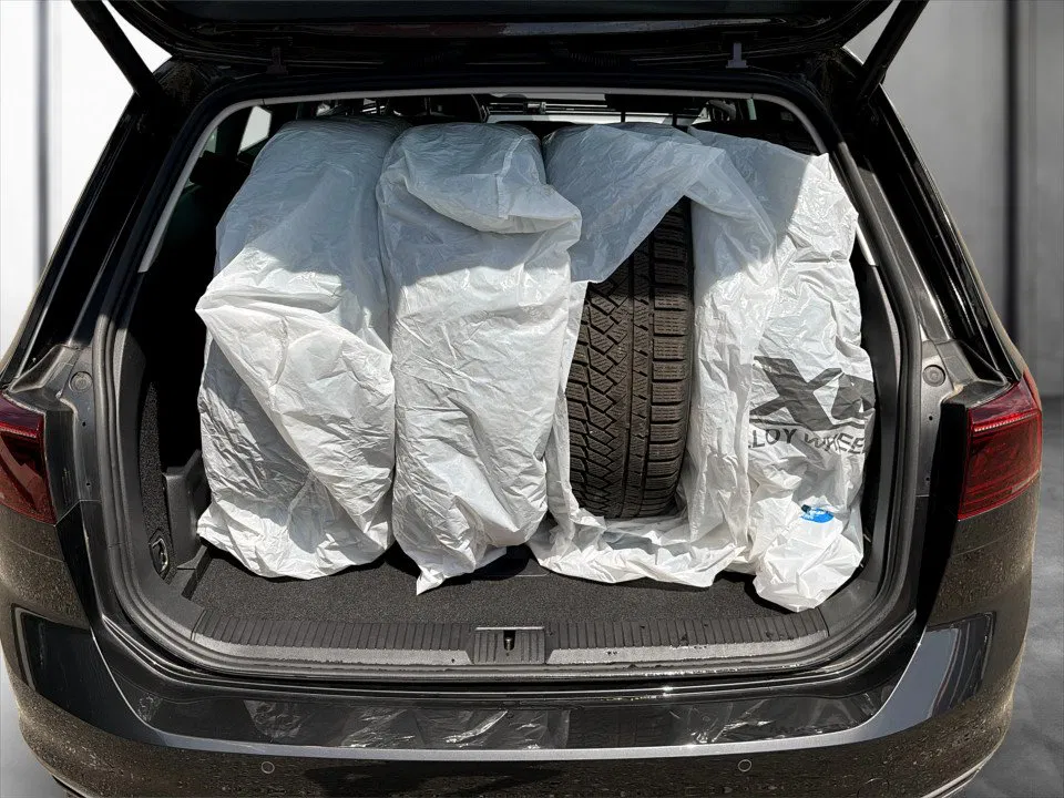 VW Passat Var 1.4 TSI | Bild 21 von 24