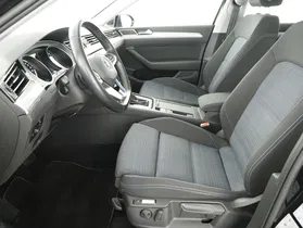 VW Passat Variant 1.4 TSI GTE | Thumbnail 14 von 31
