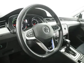 VW Passat Variant 1.4 TSI GTE | Thumbnail 17 von 31