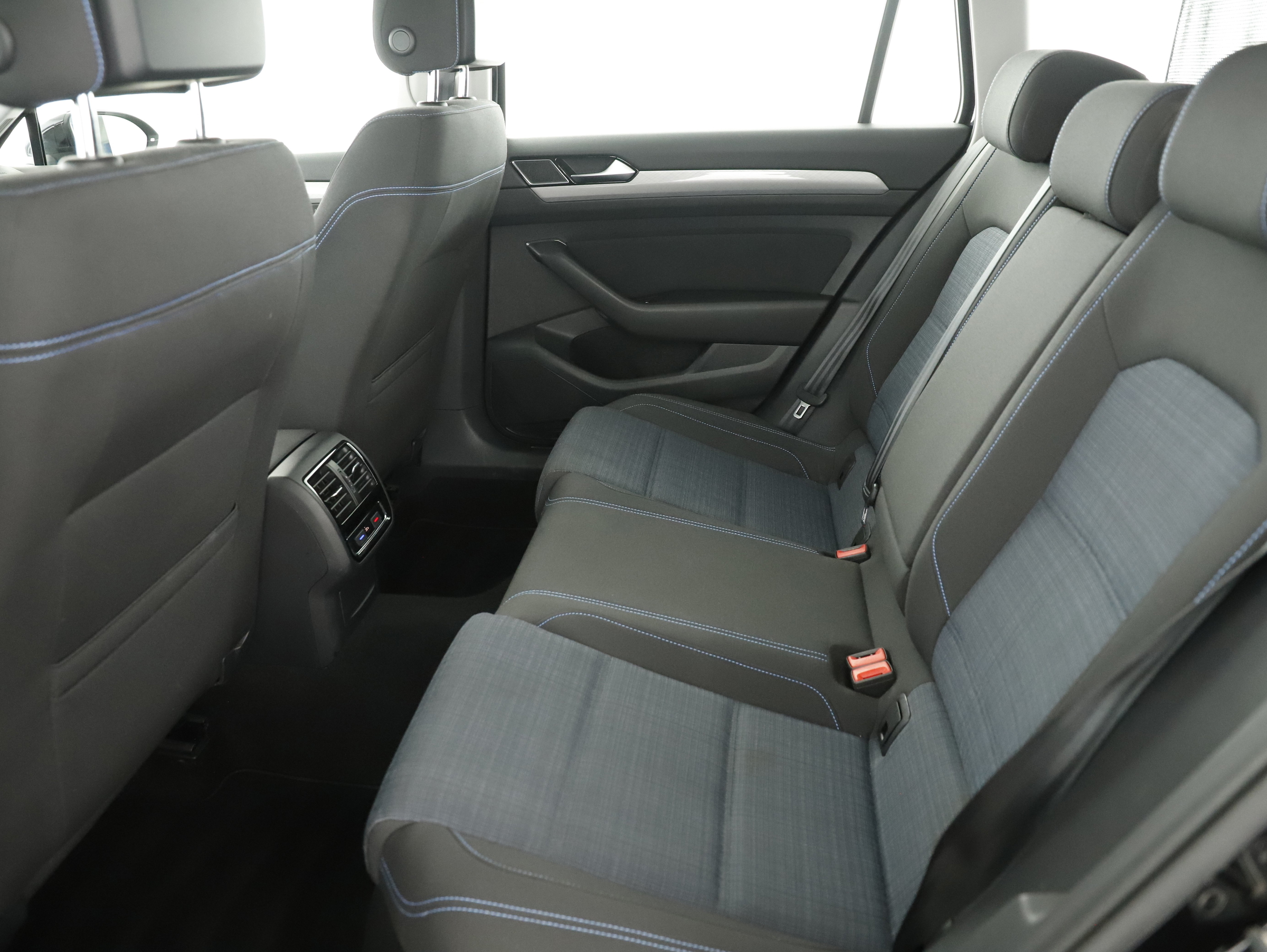 VW Passat Variant 1.4 TSI GTE | Bild 25 von 31