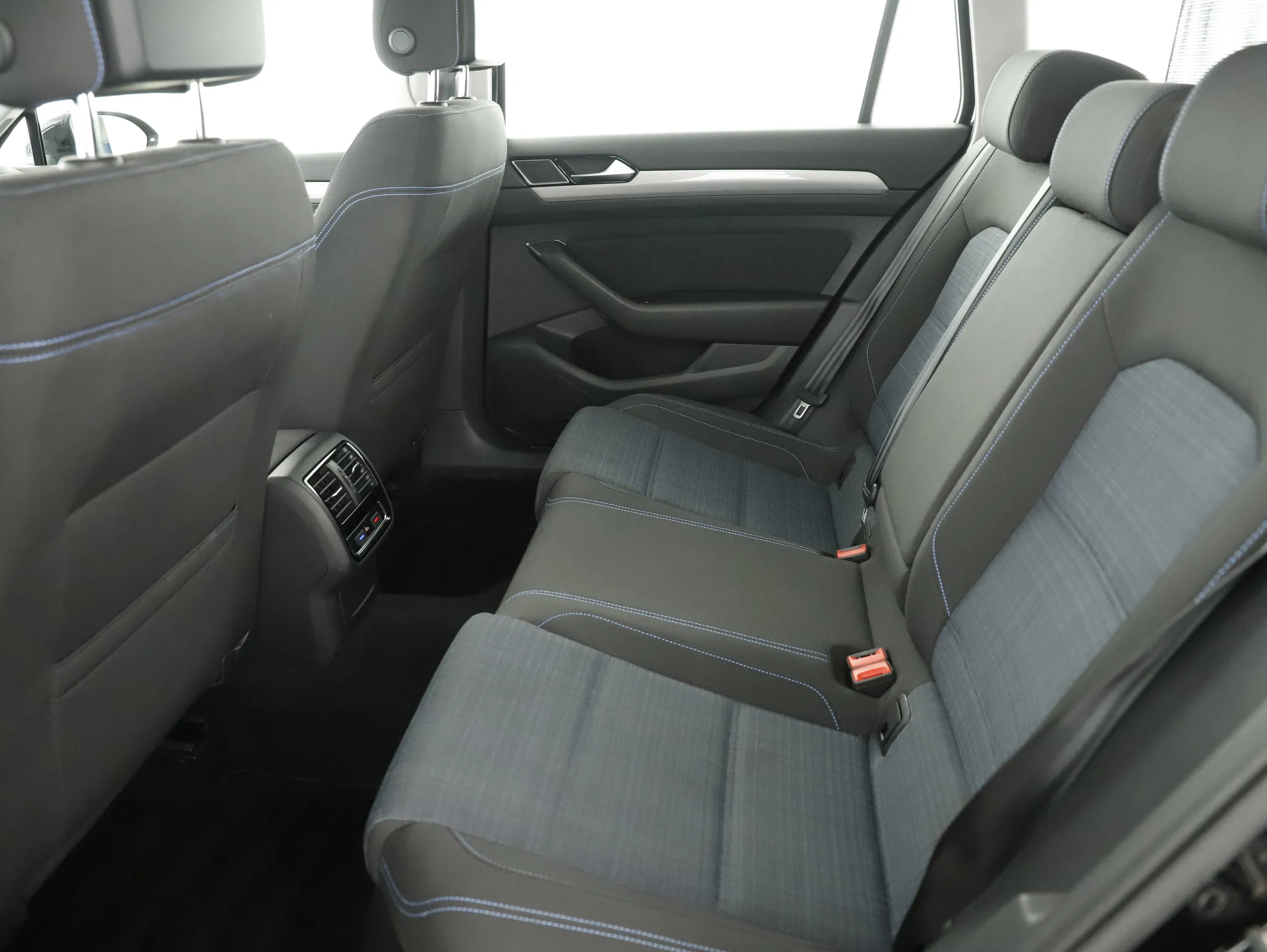 VW Passat Variant 1.4 TSI GTE | Bild 25 von 31