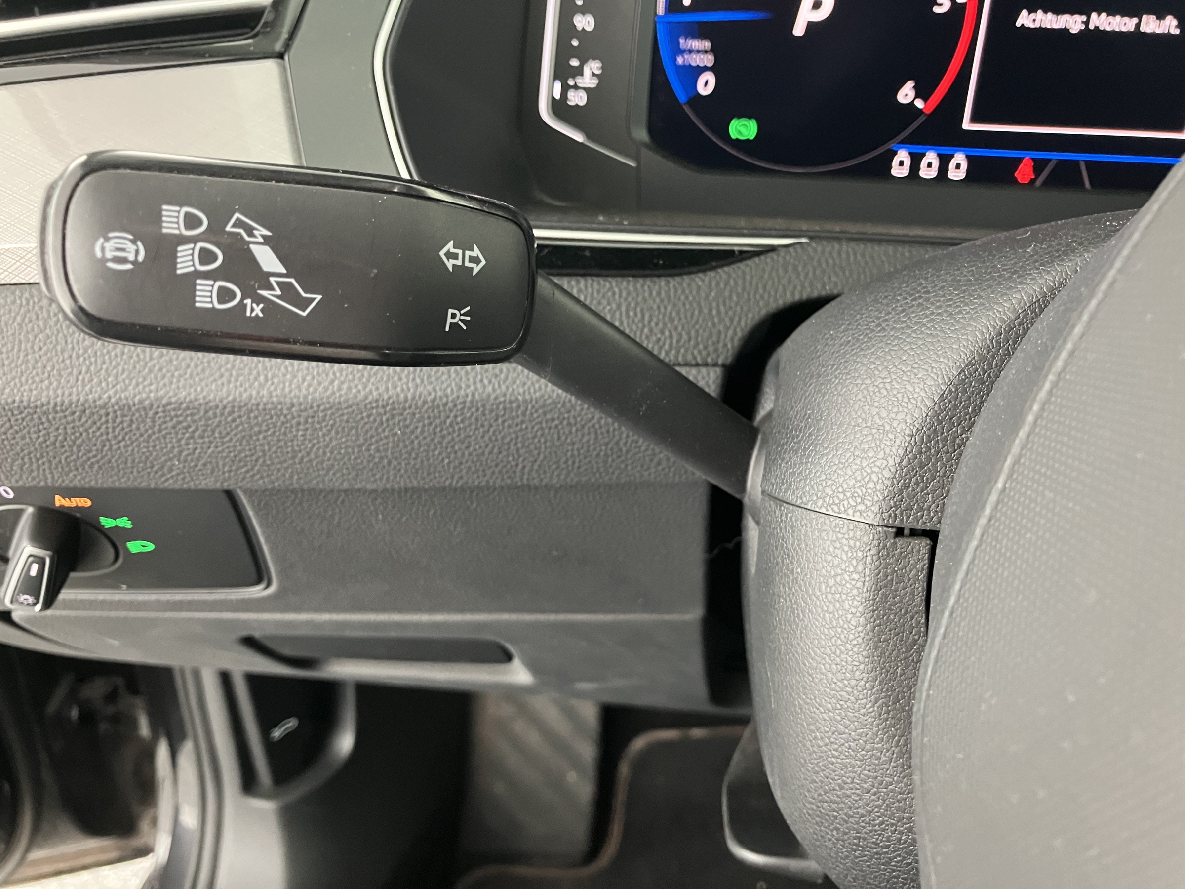 VW Passat Variant 2.0 TDI 4Motion BMT Business | Bild 23 von 31