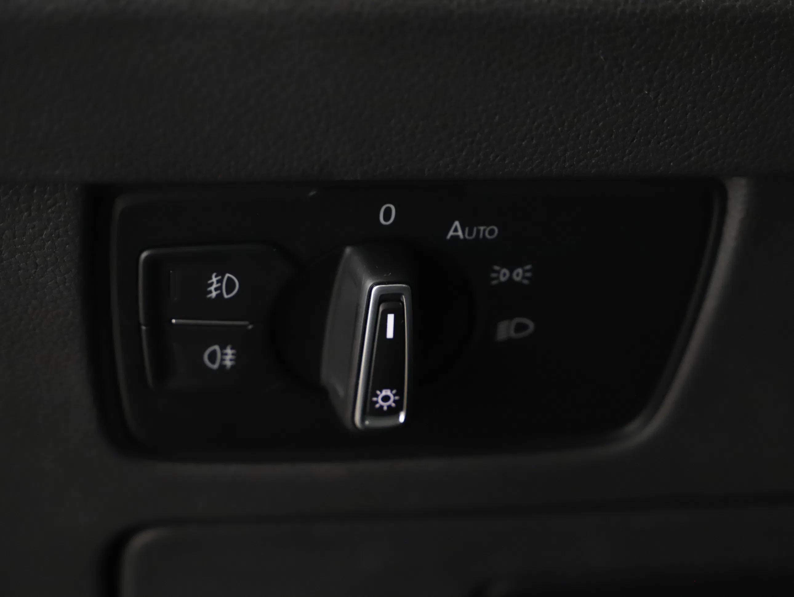 VW Passat Variant 2.0 TDI BMT | Bild 7 von 21