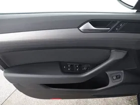 VW Passat Variant 2.0 TDI BMT | Thumbnail 5 von 21