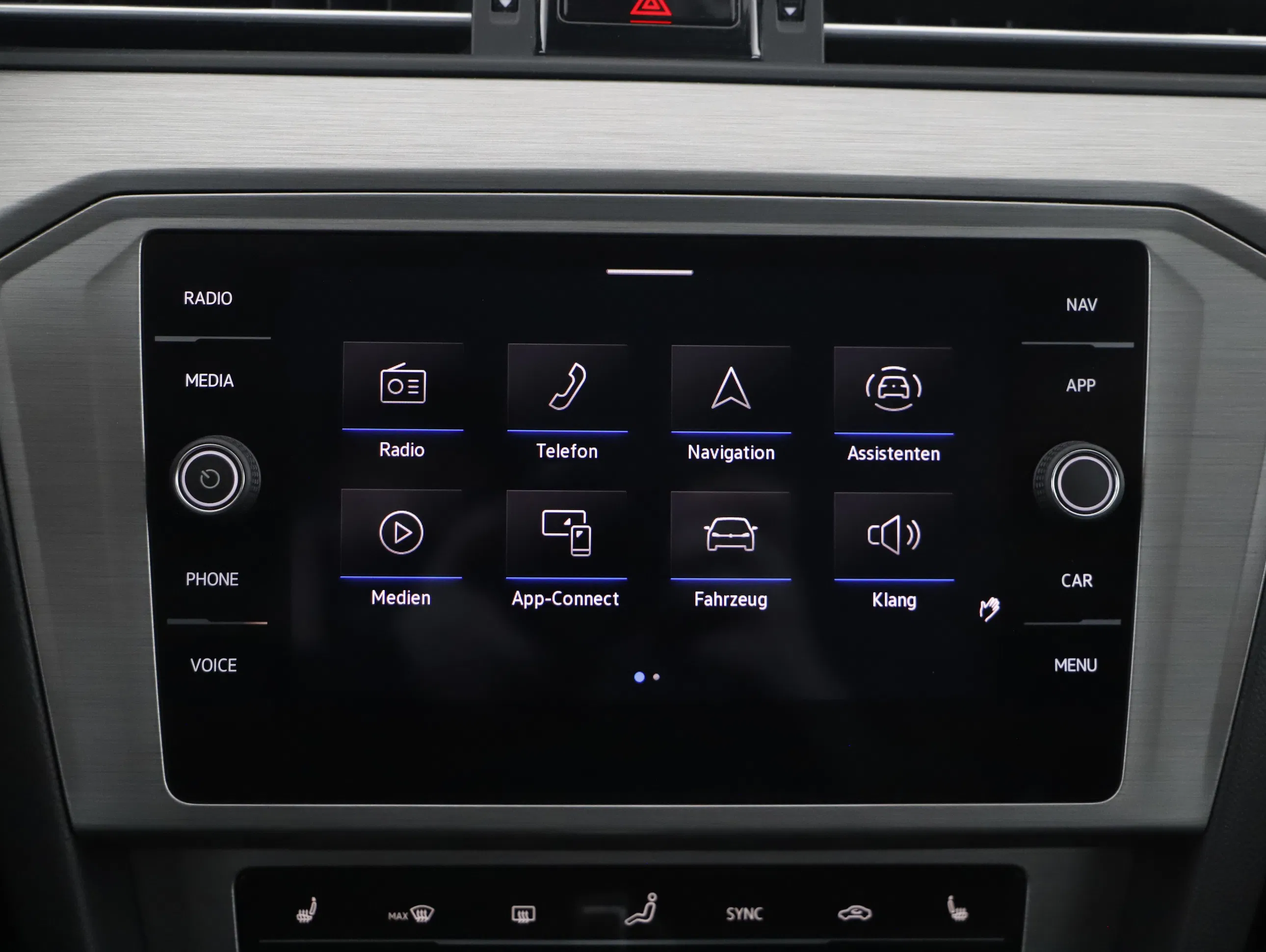 VW Passat Variant 2.0 TDI BMT | Bild 14 von 21