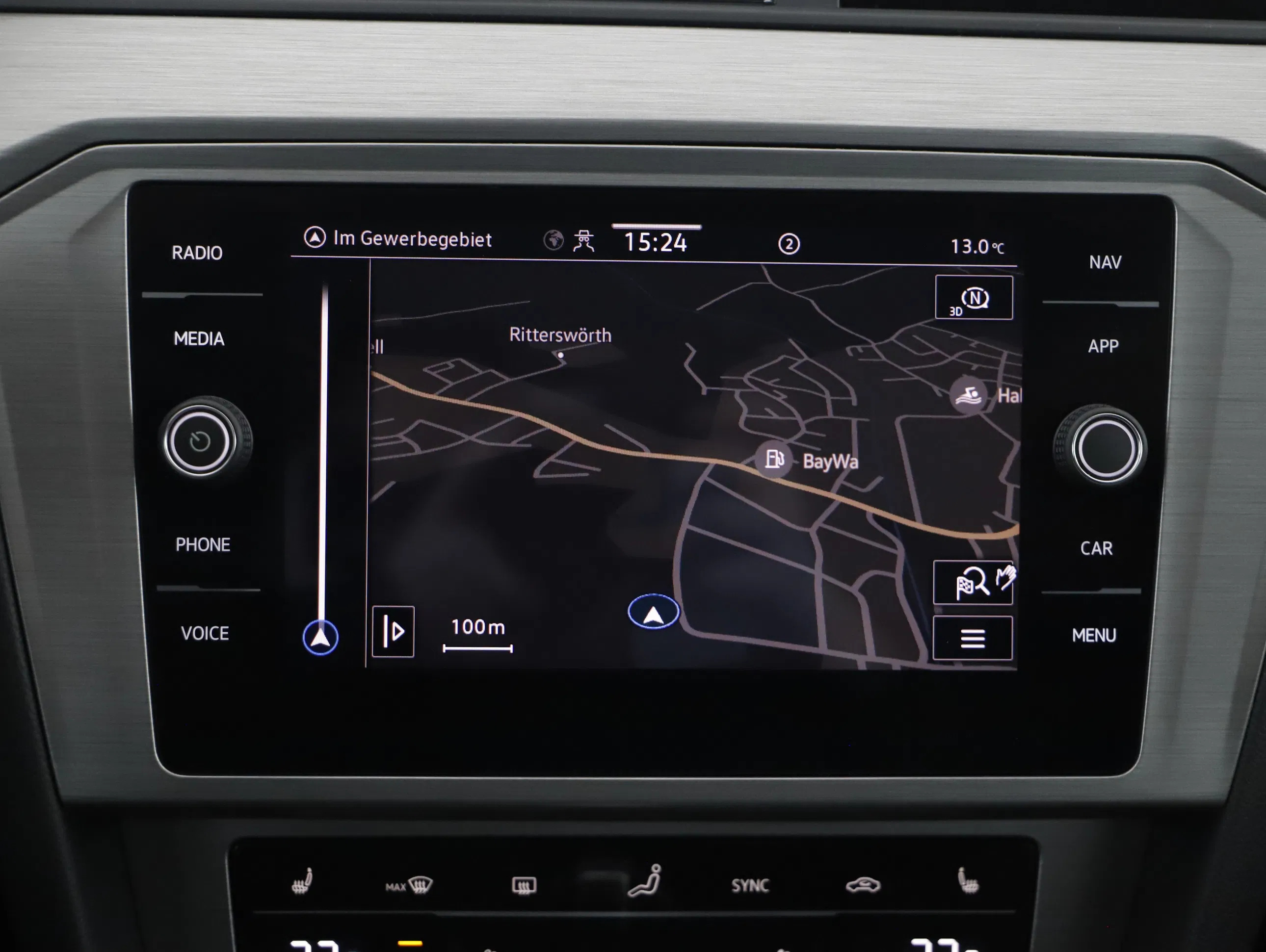 VW Passat Variant 2.0 TDI BMT | Bild 15 von 21