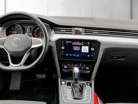 VW Passat Variant 2.0 TDI Bus. DSG | Thumbnail 11 von 22
