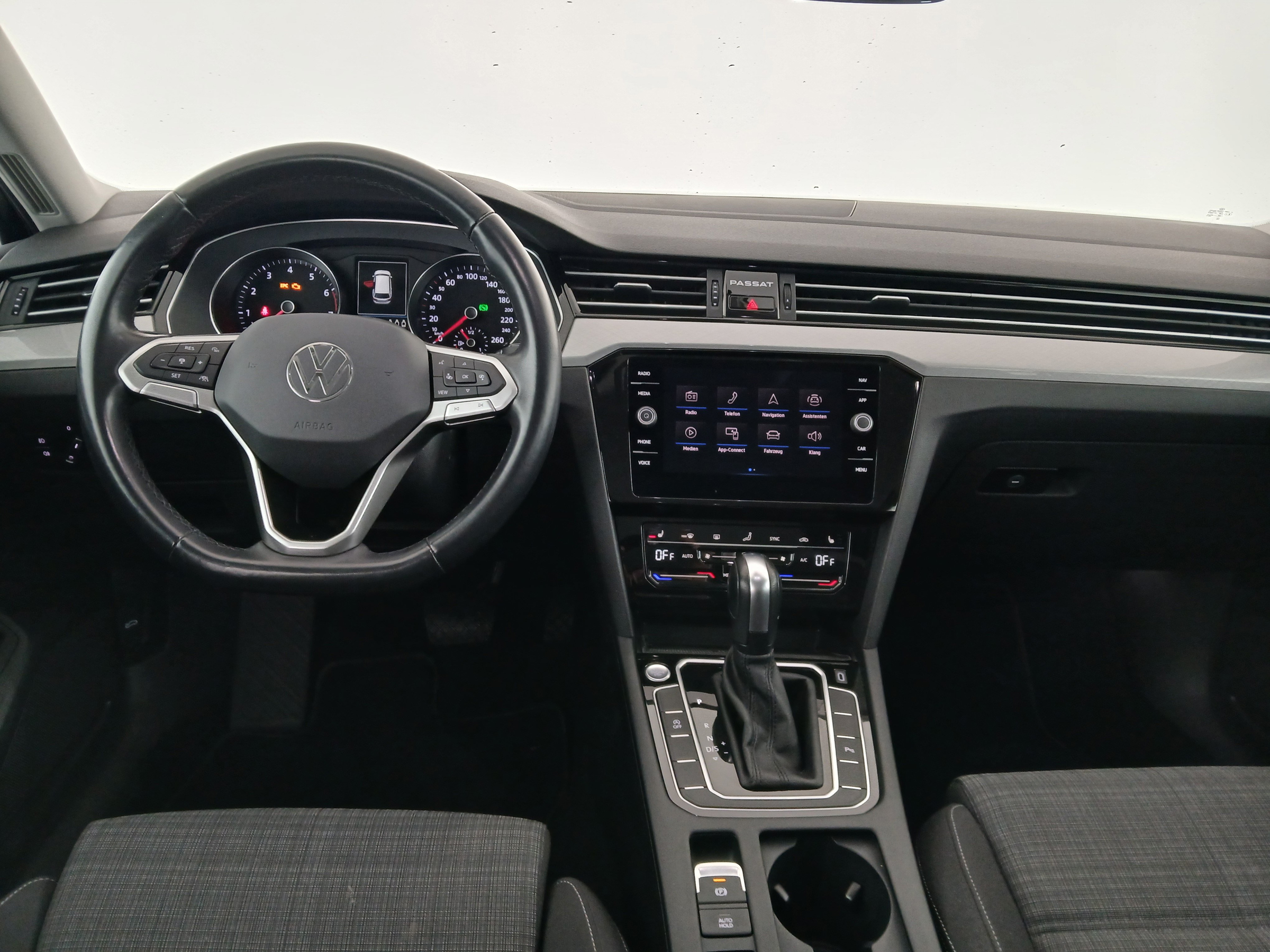 VW Passat Variant 1.5 TSI BMT Business | Bild 15 von 29