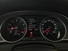 VW Passat Variant 1.5 TSI BMT Business | Thumbnail 16 von 29