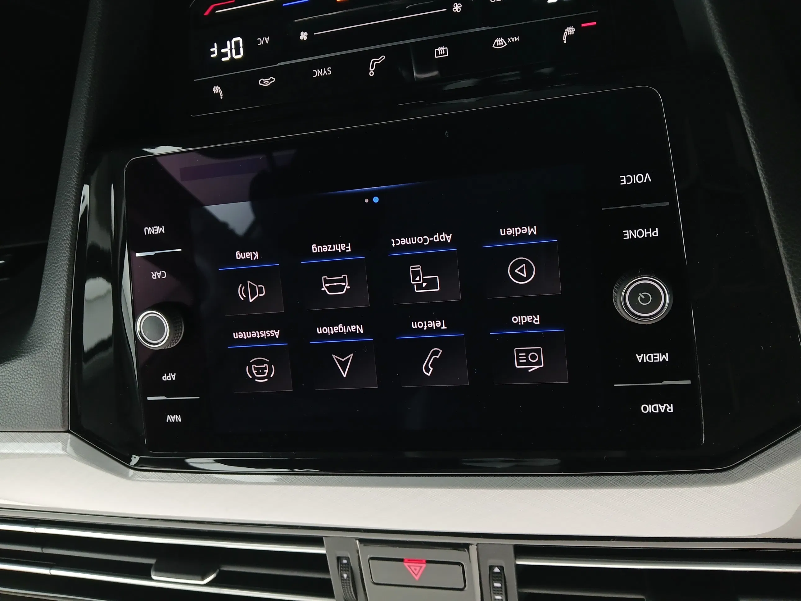 VW Passat Variant 1.5 TSI BMT Business | Bild 19 von 29