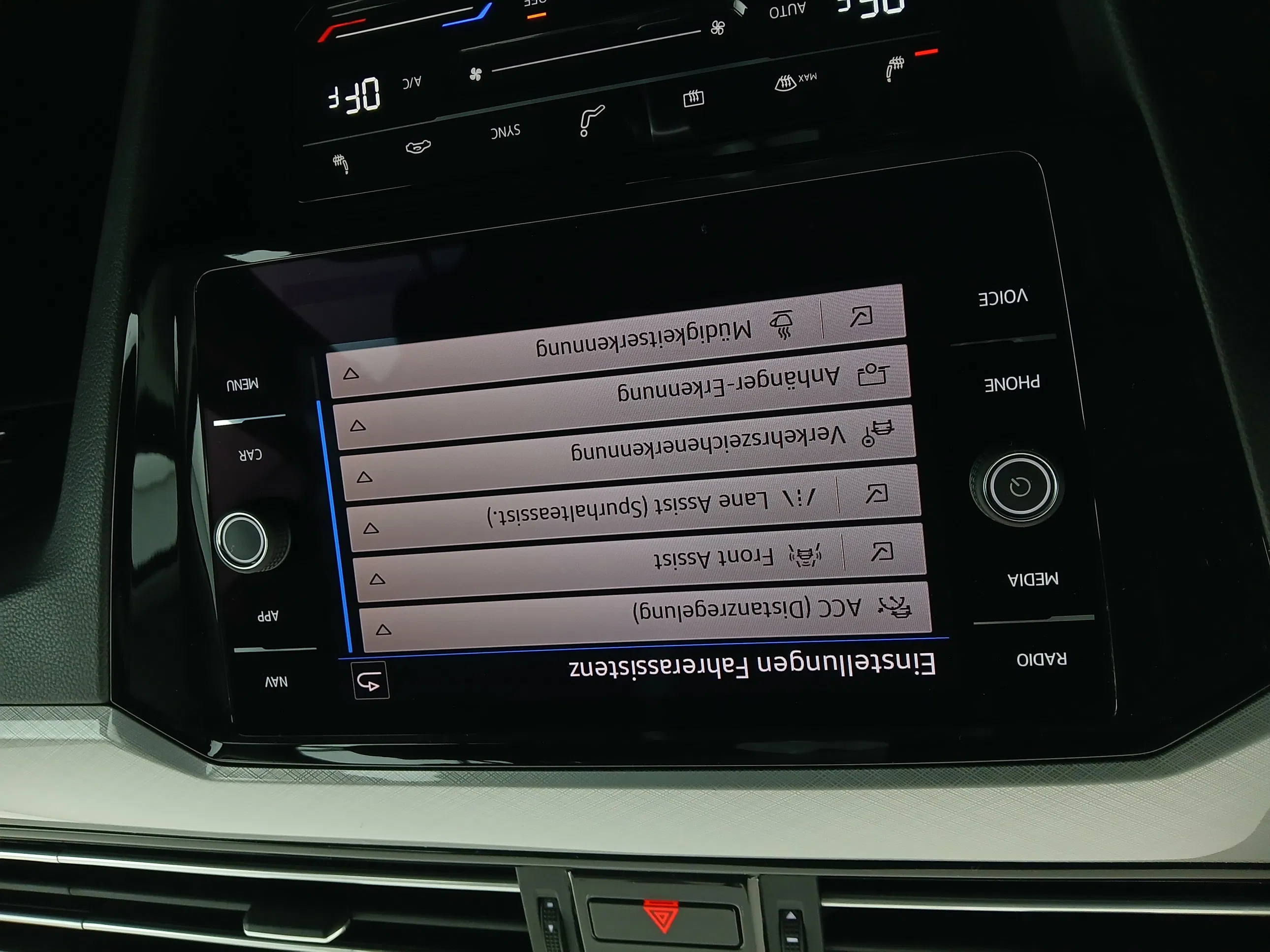 VW Passat Variant 1.5 TSI BMT Business | Bild 21 von 29