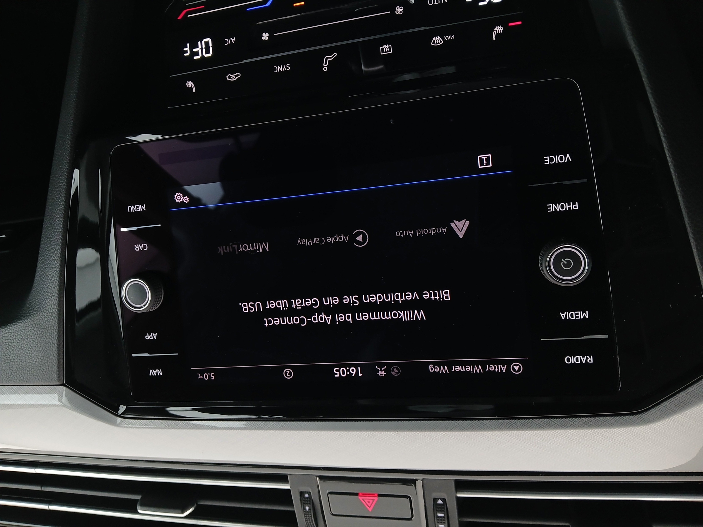 VW Passat Variant 1.5 TSI BMT Business | Bild 23 von 29