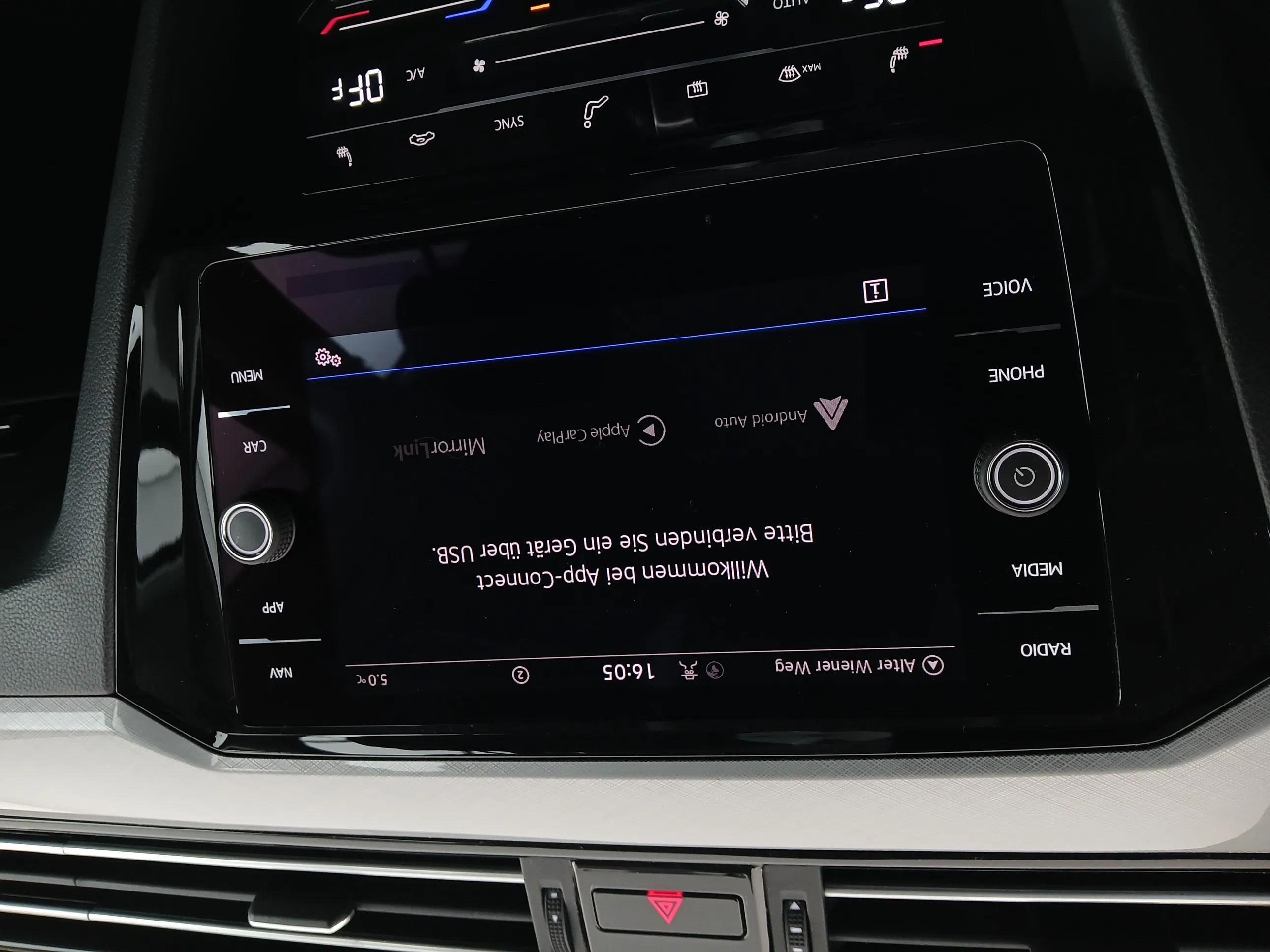 VW Passat Variant 1.5 TSI BMT Business | Bild 23 von 29