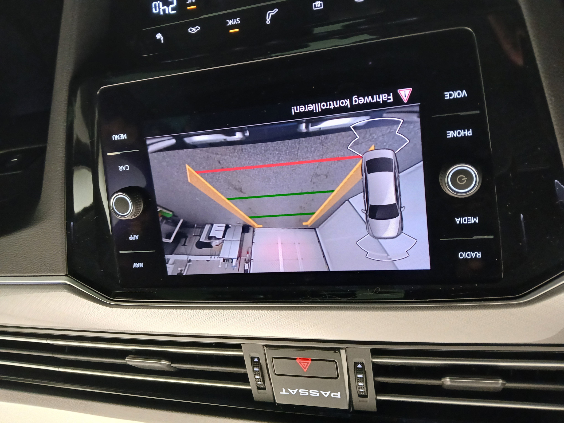 VW Passat 1.5 TSI BMT Business | Bild 22 von 30