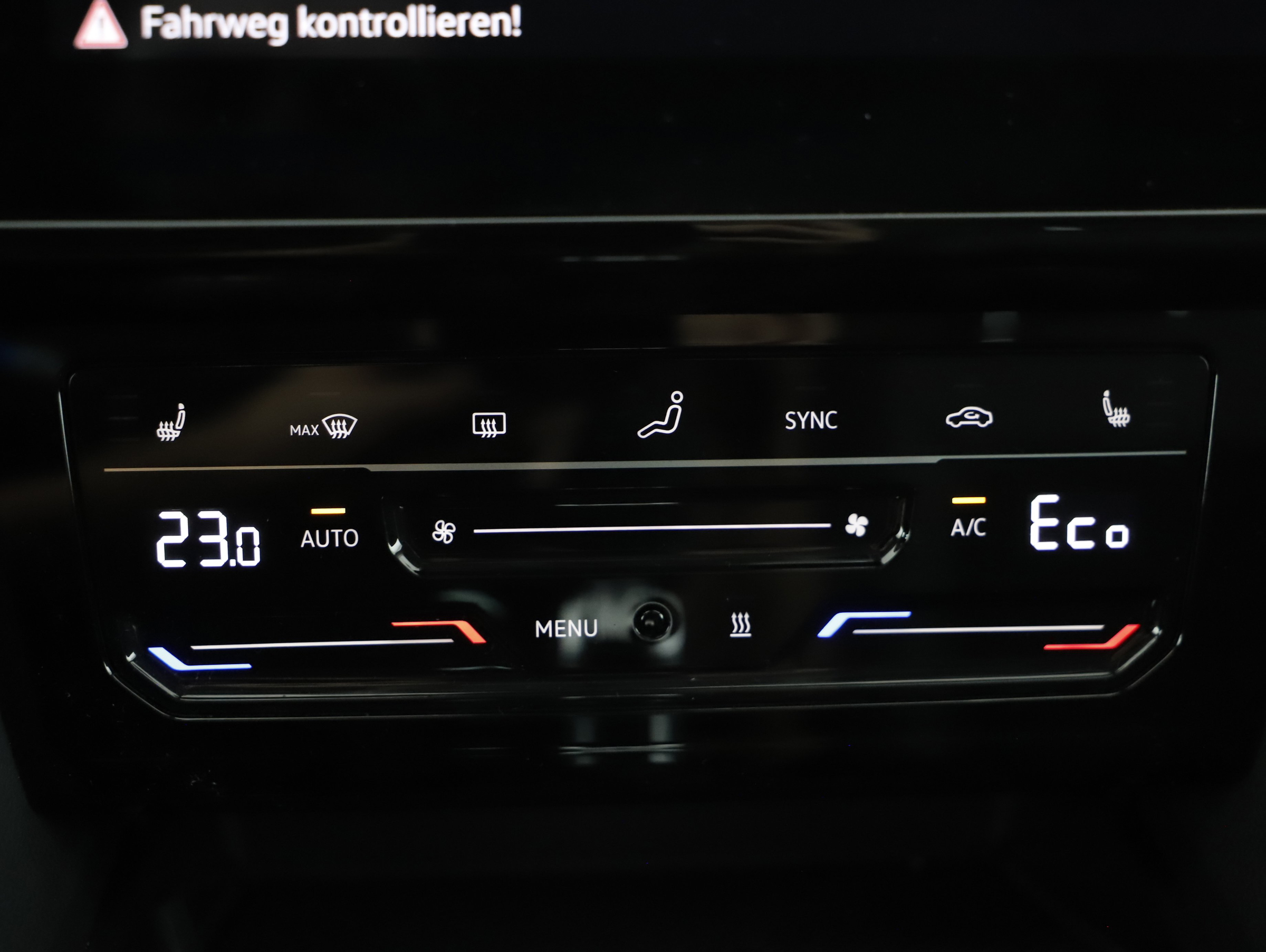 VW Passat Variant 1.4 TSI  GTE | Bild 23 von 31