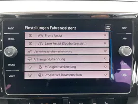 VW Passat Variant 2.0 TDI BMT Elegance | Thumbnail 21 von 28