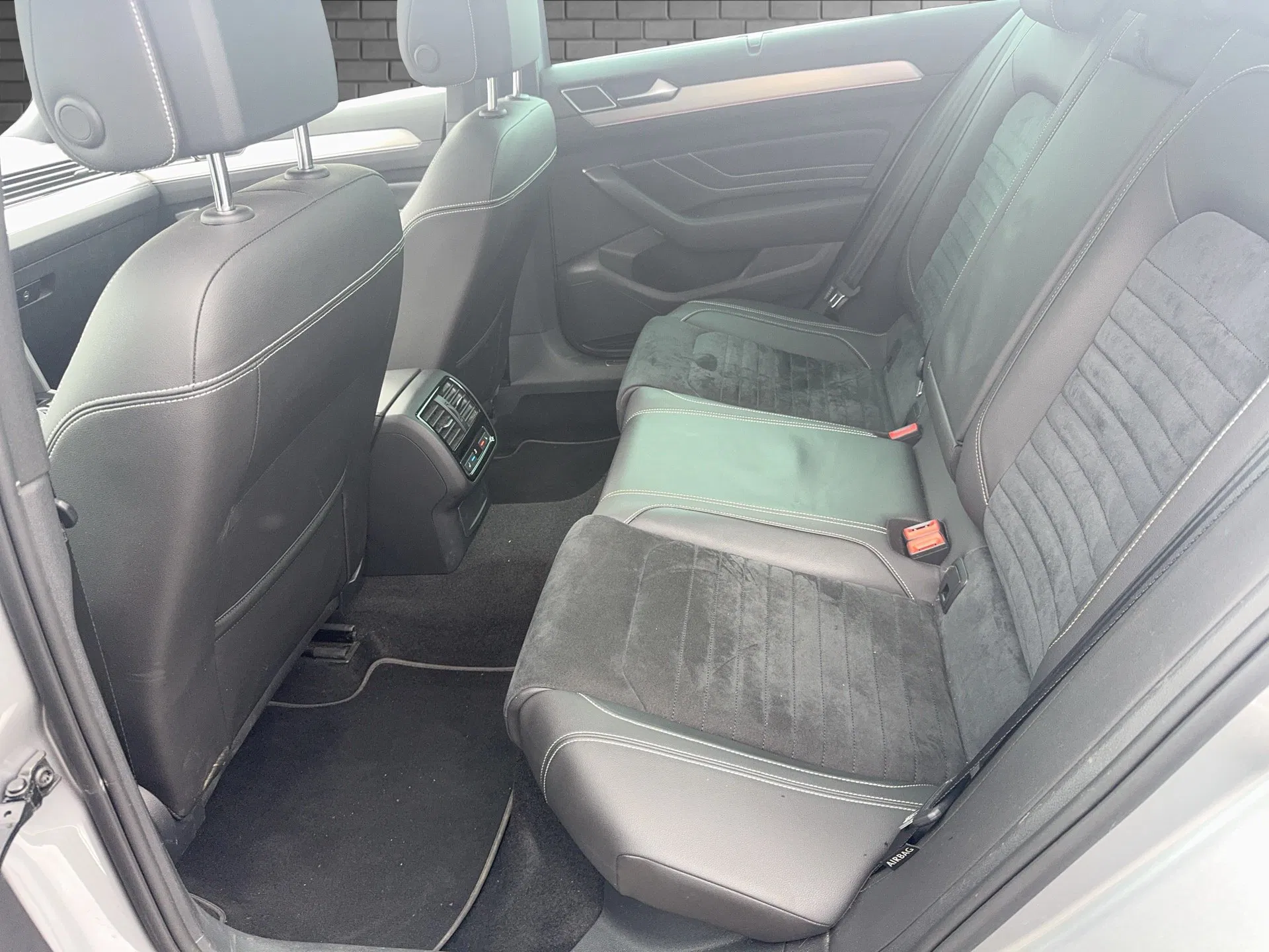 VW Passat 1.5 TSI Eleg. DSG | Bild 24 von 31