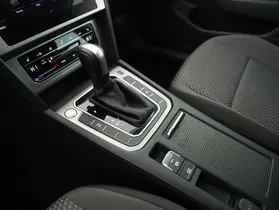 VW Passat Variant 2.0 TDI BMT | Thumbnail 17 von 20