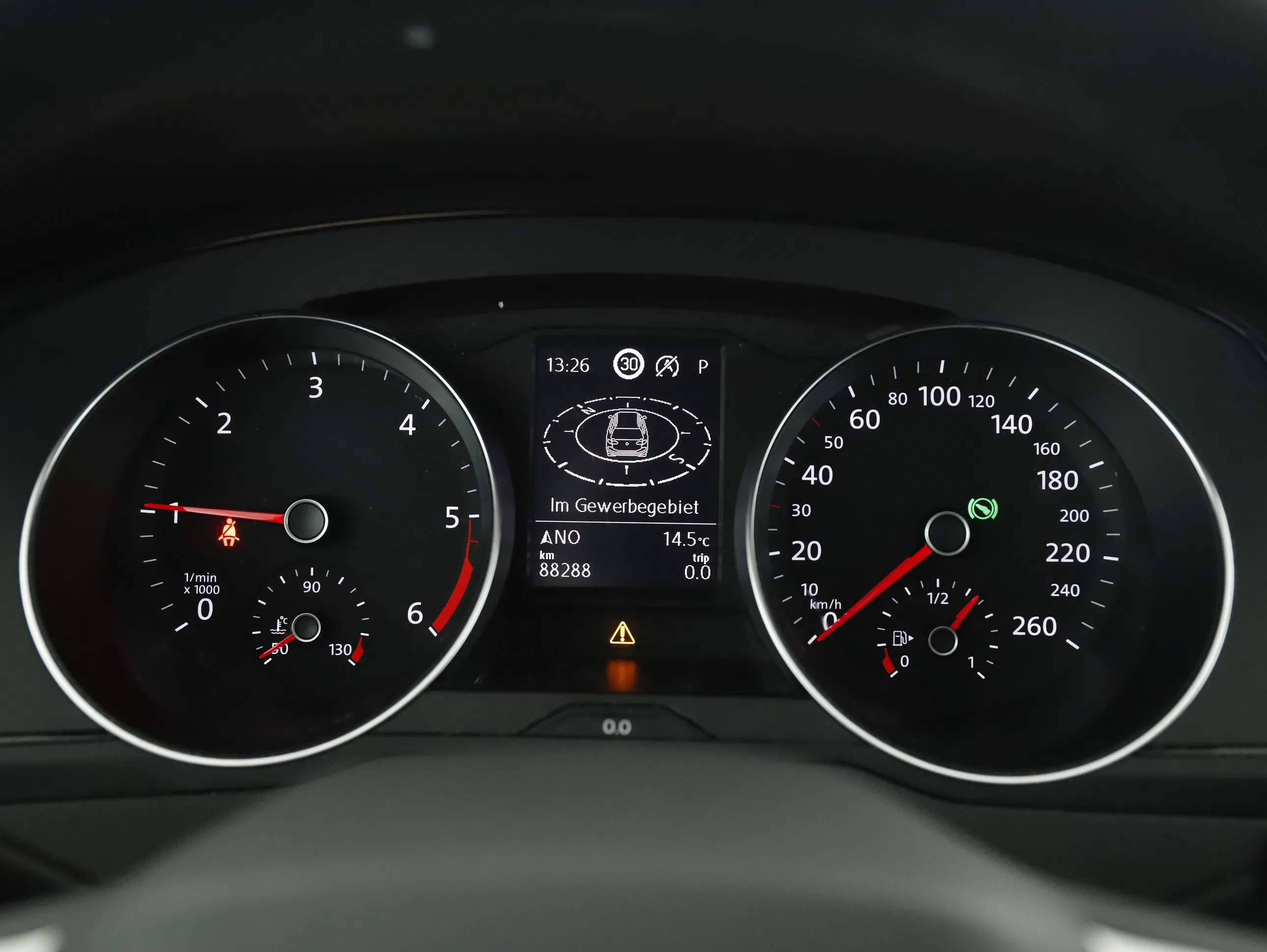 VW Passat Variant 2.0 TDI BMT | Bild 9 von 20